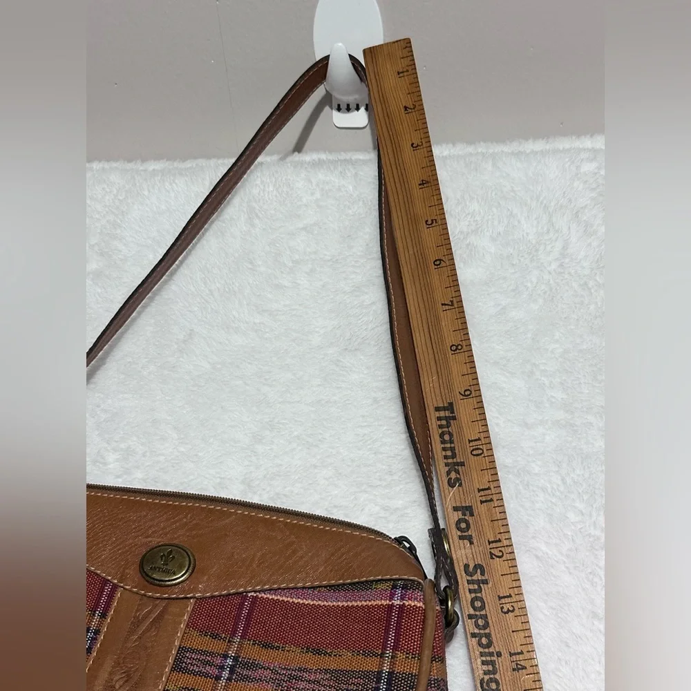 Antigua Pro Cuero Guatemala Woven Tapestry & Leather Handbag - Picture 11 of 11